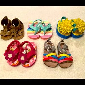 NEW- Baby girl sandals - Size 0-6 months.